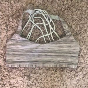Lululemon Free to be wild Bra